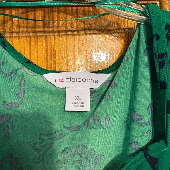 Liz Claiborne Green and Black Patterned Blouse - Picture 4 of 5